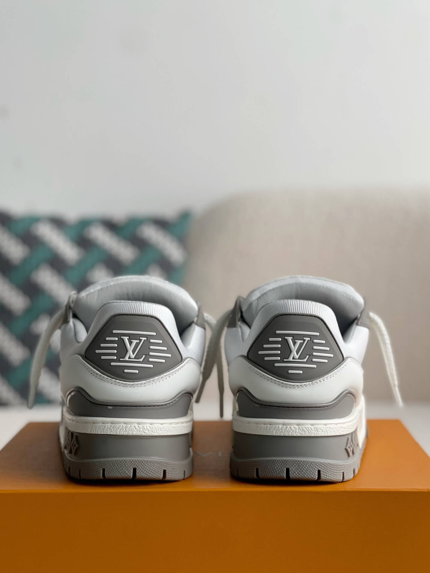 Louis Vuitton LV Maxi Trainer – White & Grey Calf Leather
