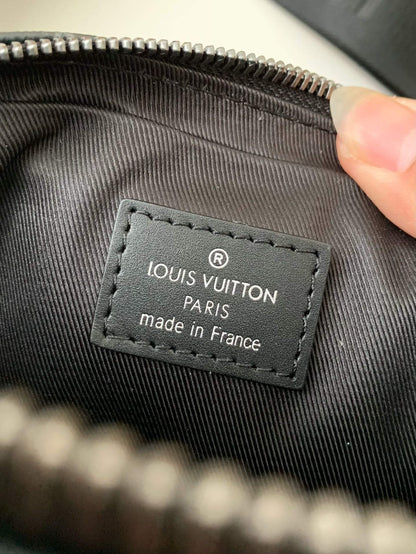 Louis Vuitton LV Nano Porte Documents Voyage "Black"