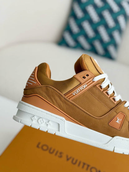 Louis Vuitton LV Trainer Beige Sneaker