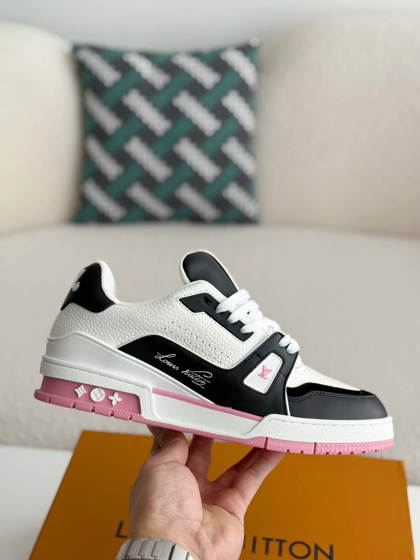 Louis Vuitton LV Trainer #54 Low Pink Sneaker