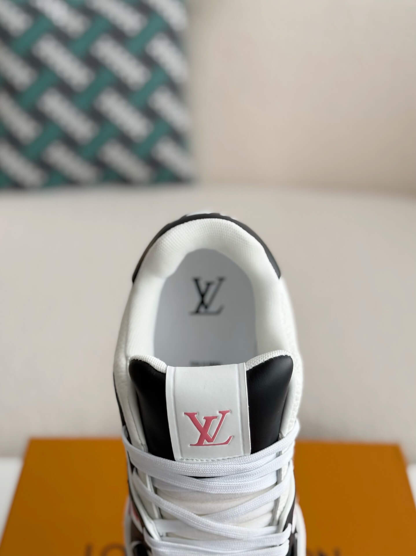 Louis Vuitton LV Trainer #54 Low Pink Sneaker