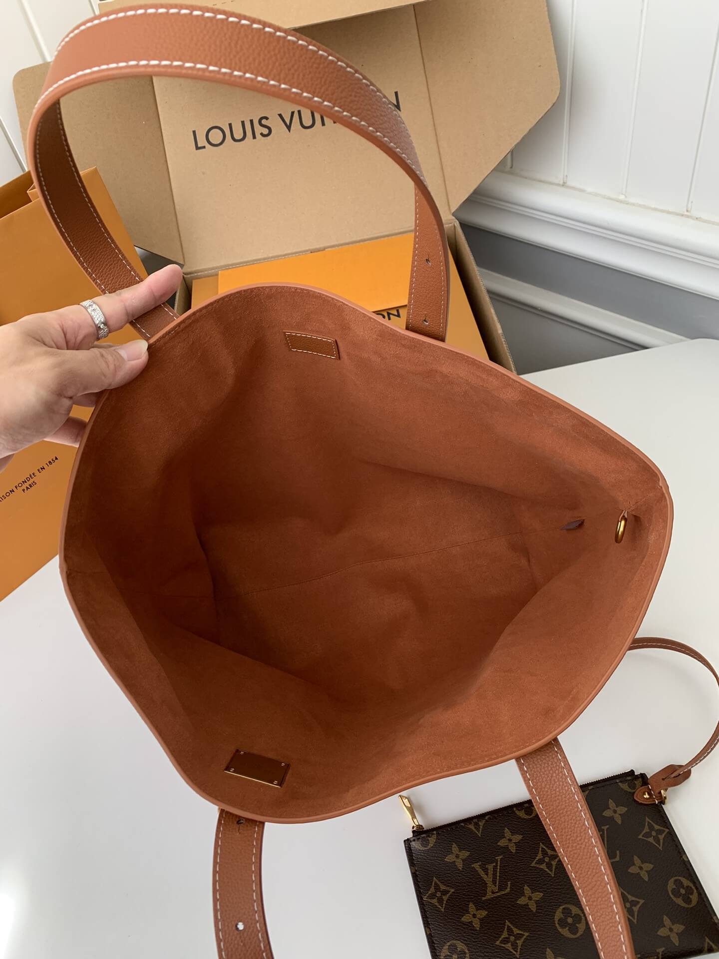 Louis Vuitton Low Key Cabas MM Cognac Women Hangbag