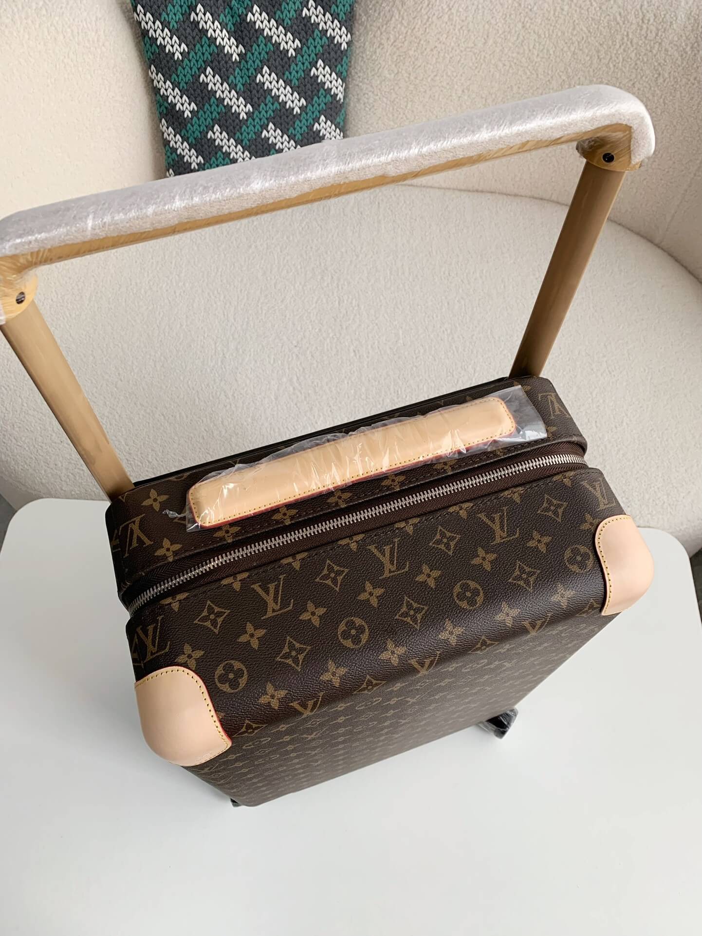 Louis Vuitton Monogram Canvas Horizon 55 Monogram