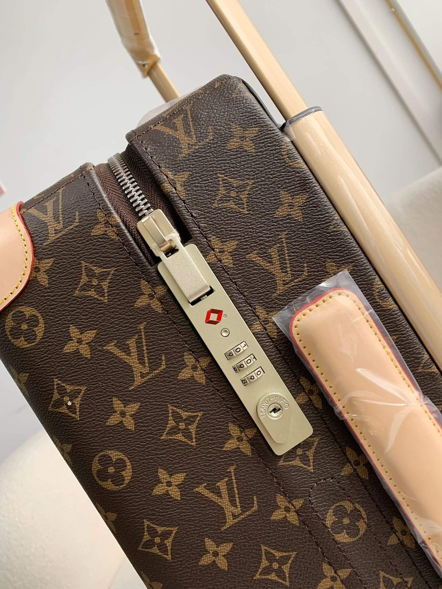 Louis Vuitton Monogram Canvas Horizon 55 Monogram