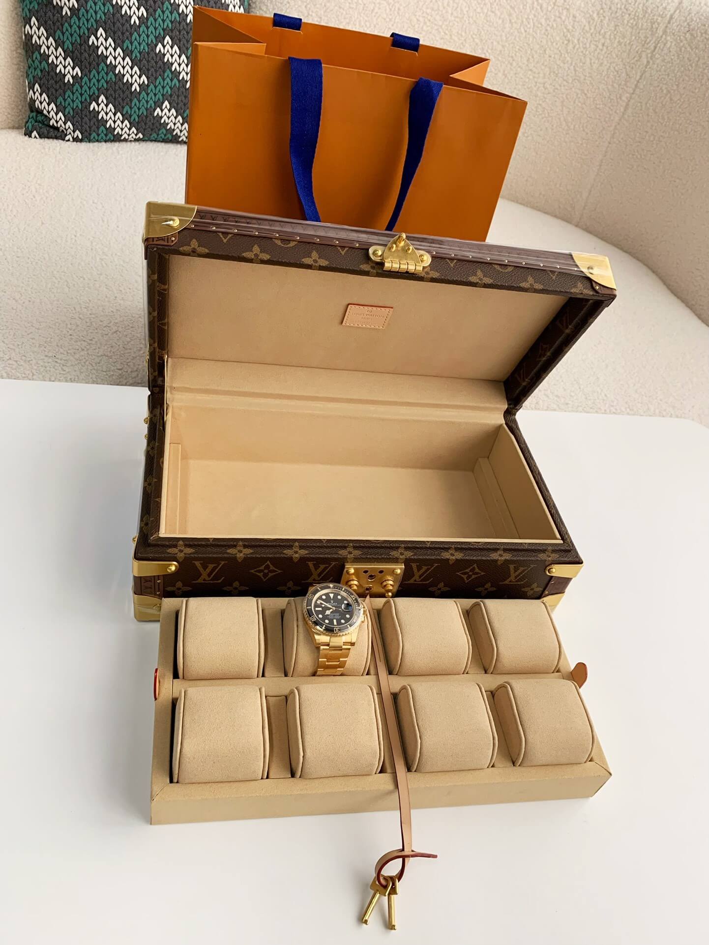 Louis Vuitton Monogram Coffret 8 Montre Watch Case "Brown"