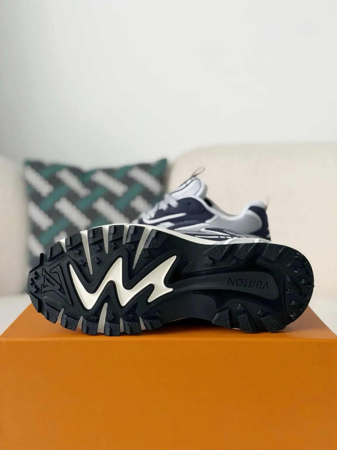 Louis Vuitton Runner Tatic Sneaker – Navy Blue & Grey – Hollo Shoe