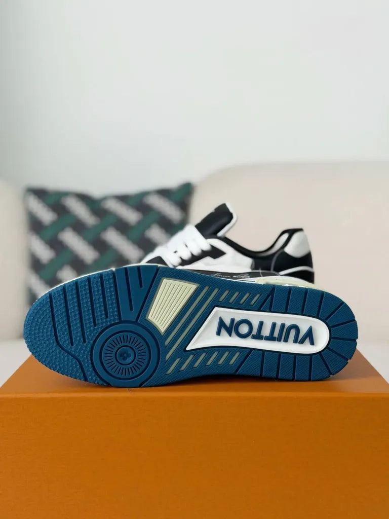 Louis Vuitton Trainer Sneaker – Black & White Calf Leather
