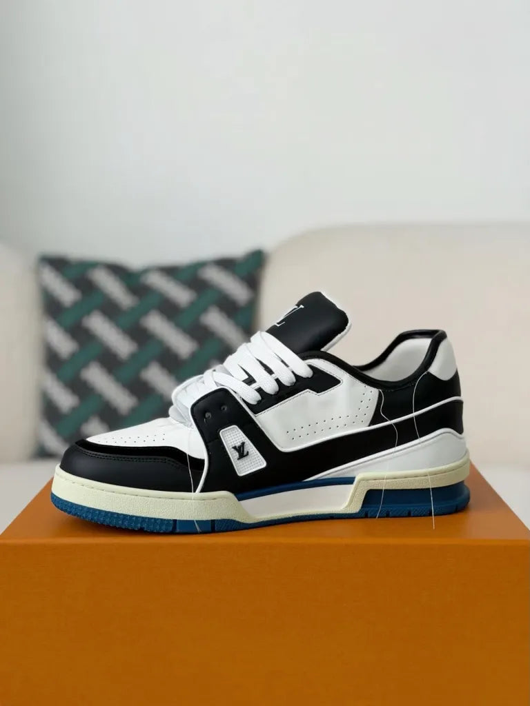 Louis Vuitton Trainer Sneaker – Black & White Calf Leather
