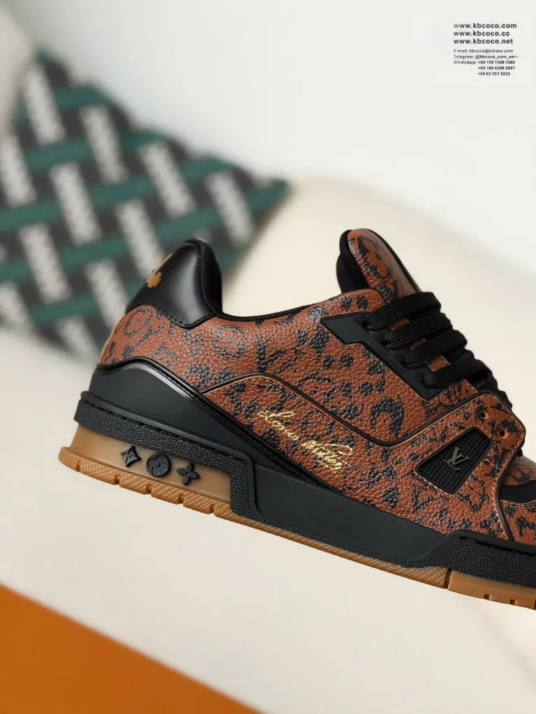 Louis Vuitton Trainer Sneaker – Brown & Black Monogram Leather