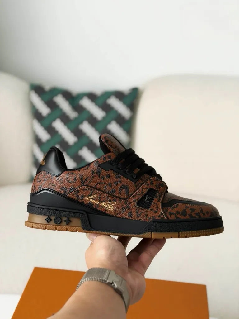 Louis Vuitton Trainer Sneaker – Brown & Black Monogram Leather