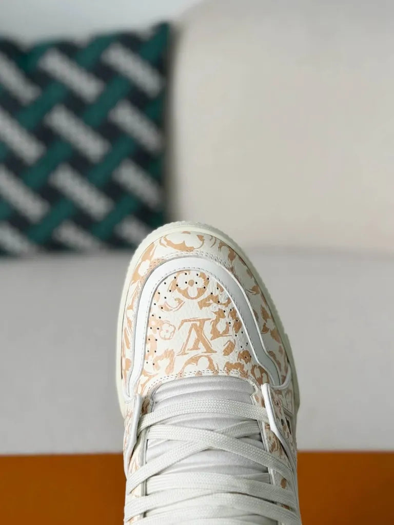 Louis Vuitton Trainer Sneaker – White & Beige Monogram Print