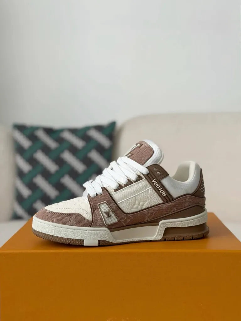 Louis Vuitton Trainer Sneaker – White & Brown Monogram Canvas