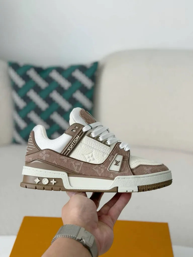 Louis Vuitton Trainer Sneaker – White & Brown Monogram Canvas