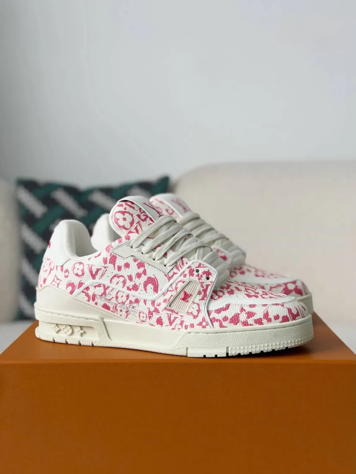 Louis Vuitton Trainer Sneaker – White & Pink Monogram Print