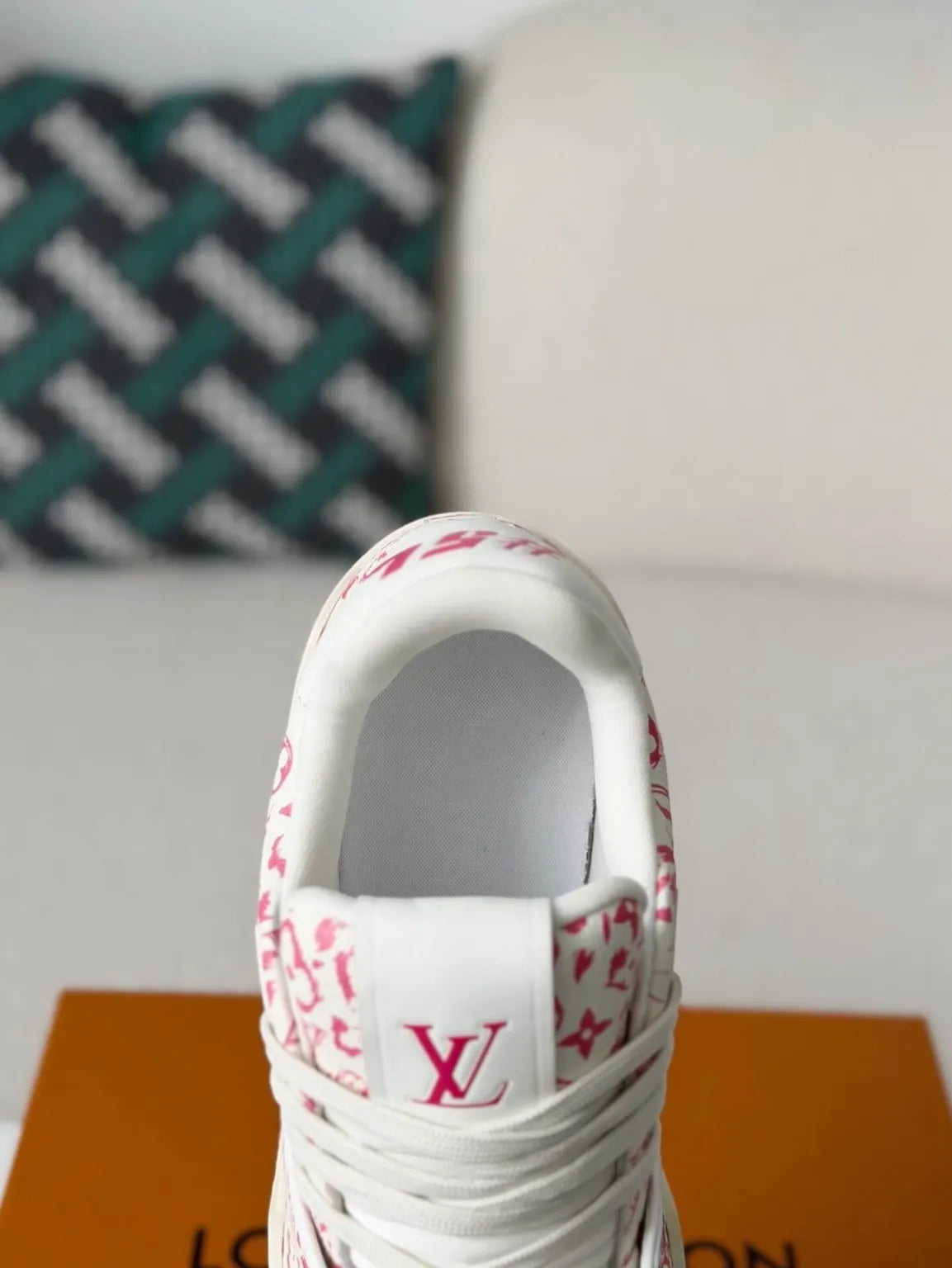 Louis Vuitton Trainer Sneaker – White & Pink Monogram Print