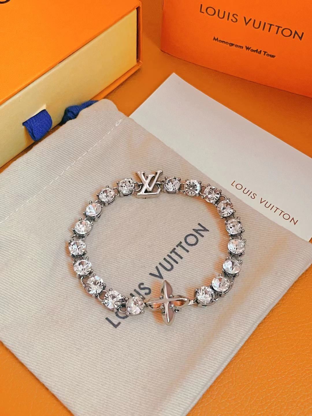 Louis Vuitton Essential V Crystals Bracelet