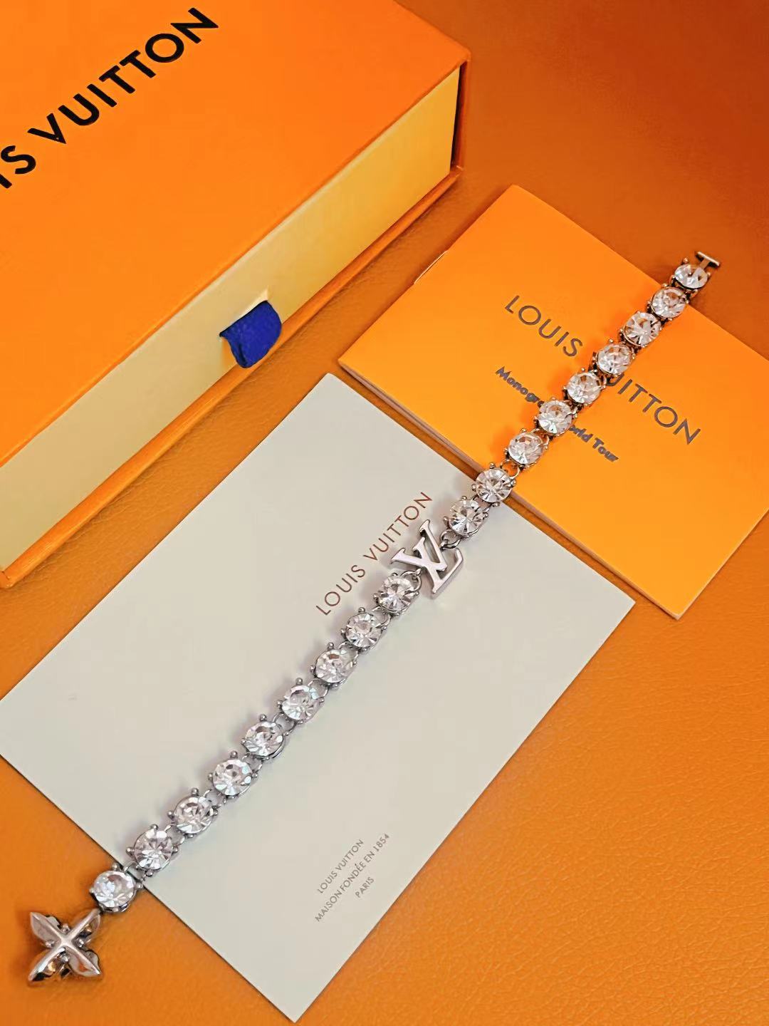 Louis Vuitton Essential V Crystals Bracelet