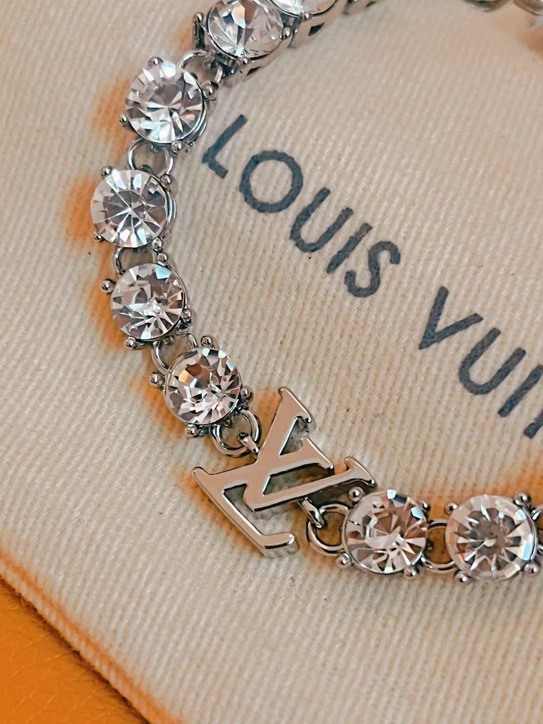 Louis Vuitton Essential V Crystals Bracelet