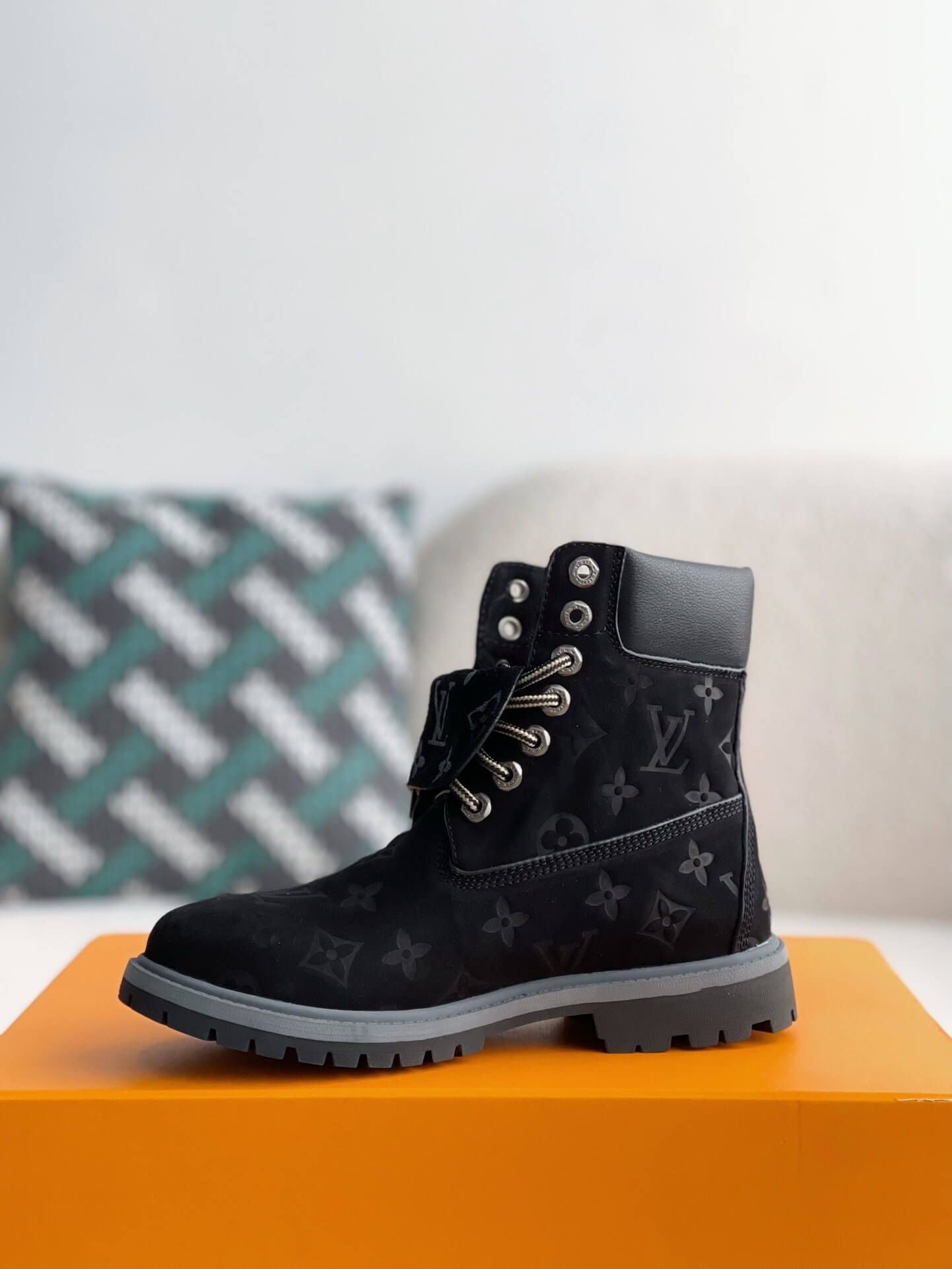 Louis Vuitton x Timberland 6-Inch Ankle Boot "Black"