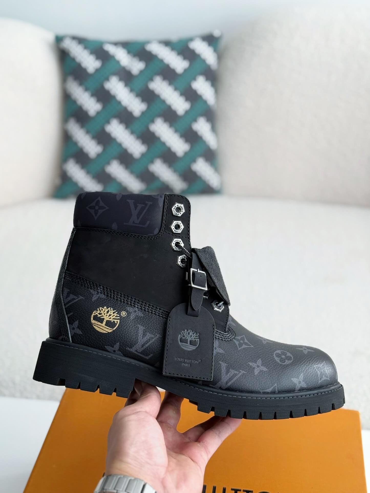 Louis Vuitton x Timberland 6-in Ankle Black Boot