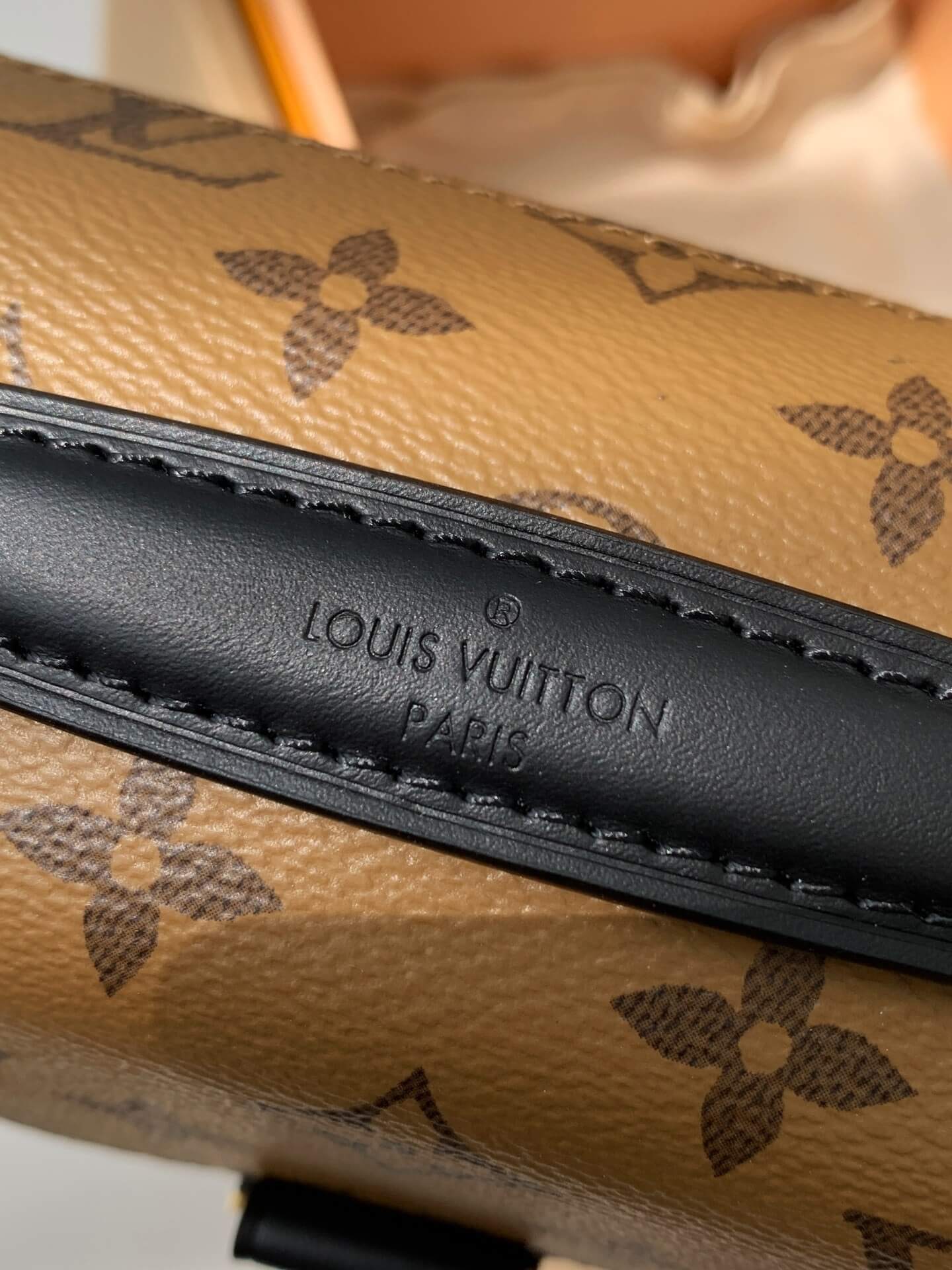 Louis Vuitton LV Bicolour Pochette Métis Monogram Reverse Handbag