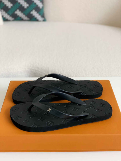 Louis Vuitton LV Monogram Flip-Flops Black  Slippers