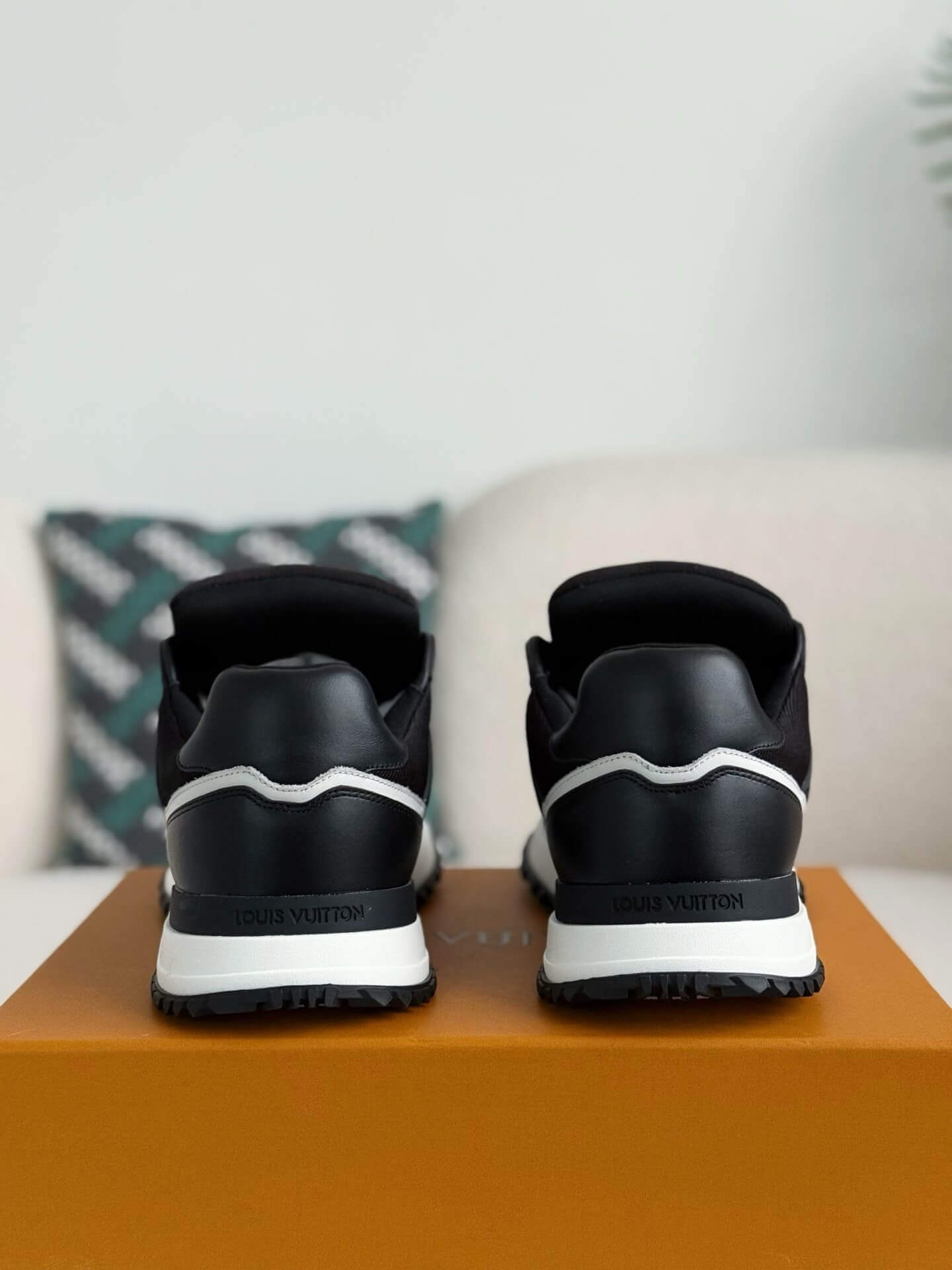 Black Run Away Maxi Sneakers