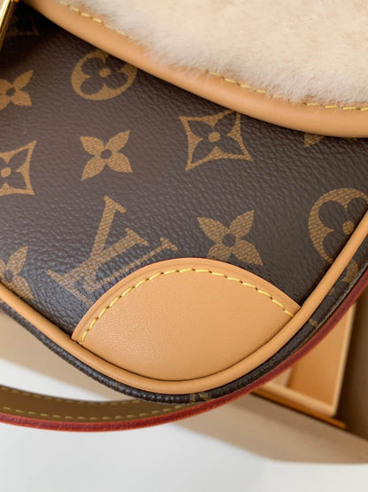 Louis Vuitton Monogram Canvas Shearling Cozygram Diane Shoulder Bag