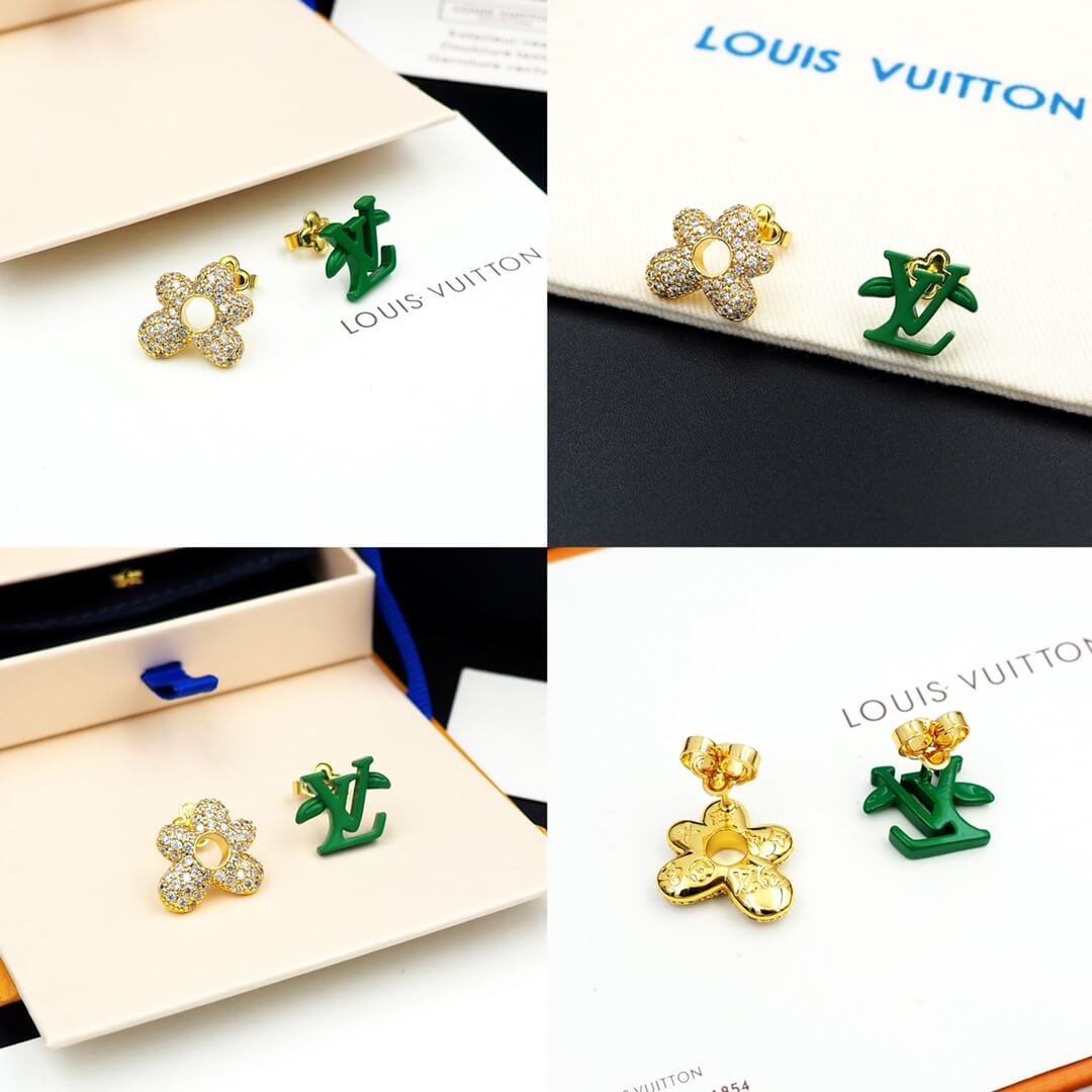 Louis Vuitton Blooming Pendant Supple Necklace