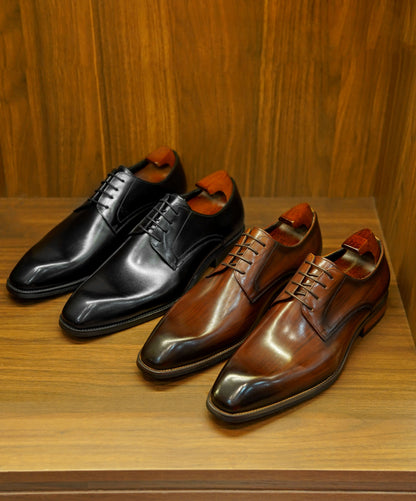 Men's Dress Shoes with Lace-Up Closure