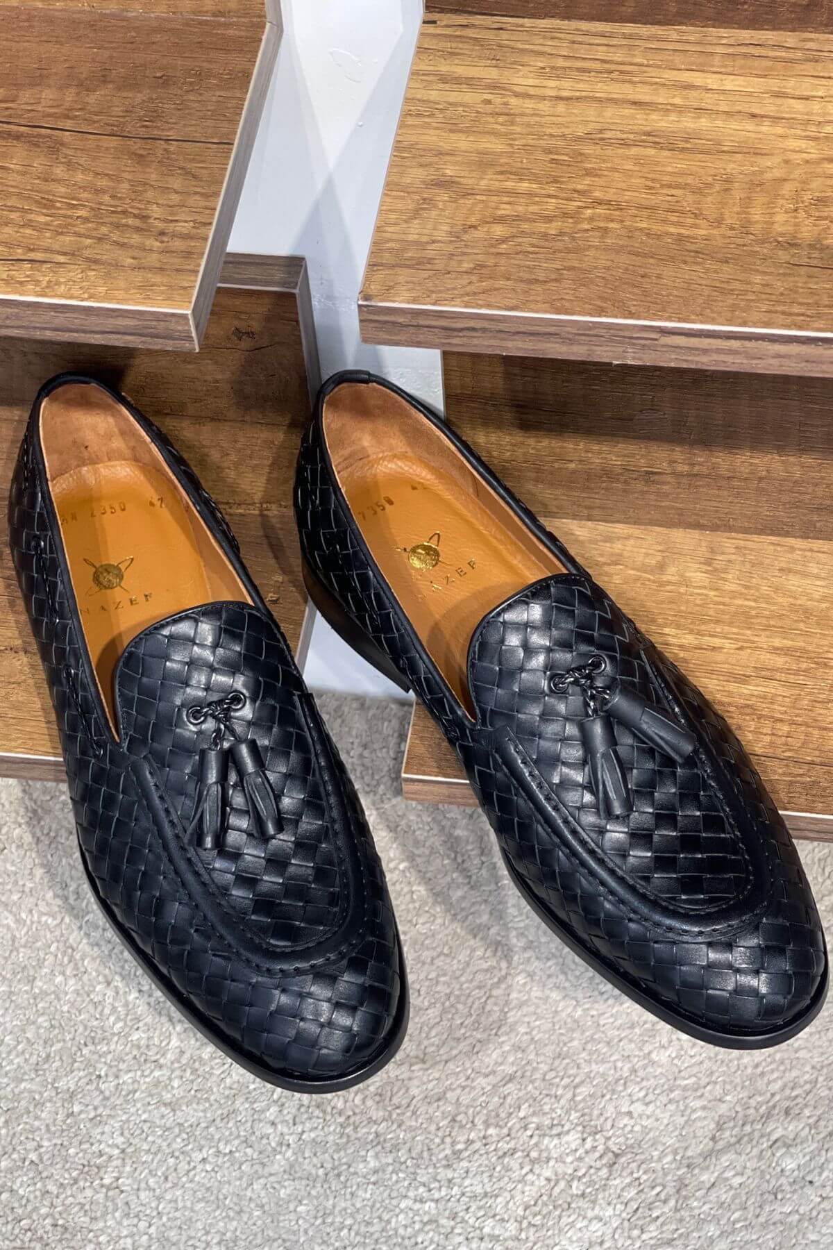 Venezia Woven Tassel Loafer — Black | HolloShoe