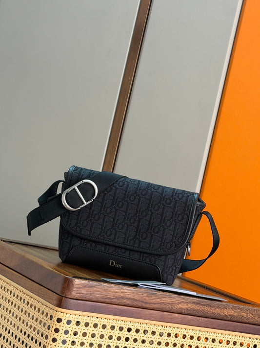 Mini Dior Jett Messenger Bag with Flap - Black Dior Oblique Jacquard
