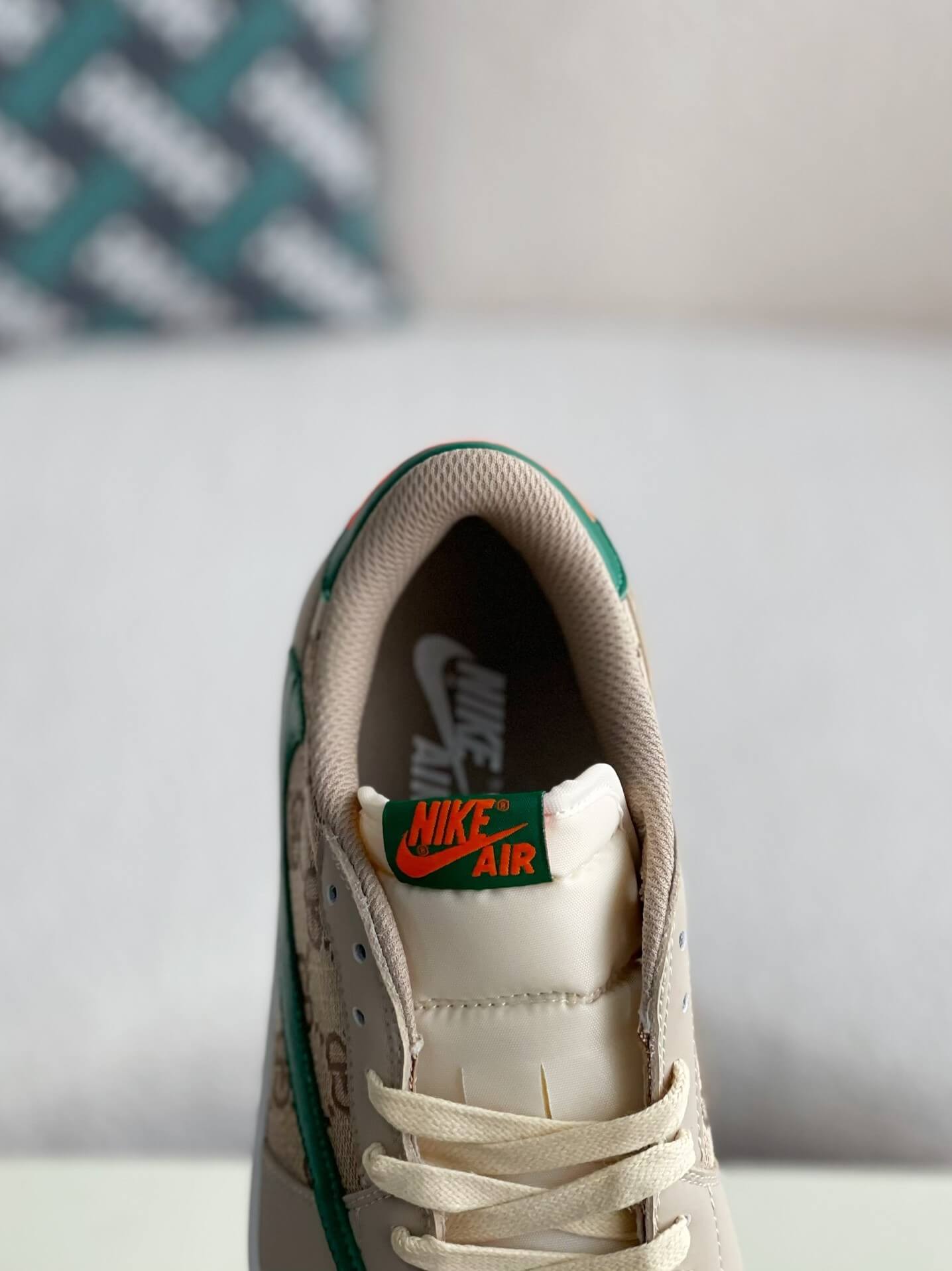 Nike Dunk Low x Gucci Custom – Beige GG Supreme & Green Leather