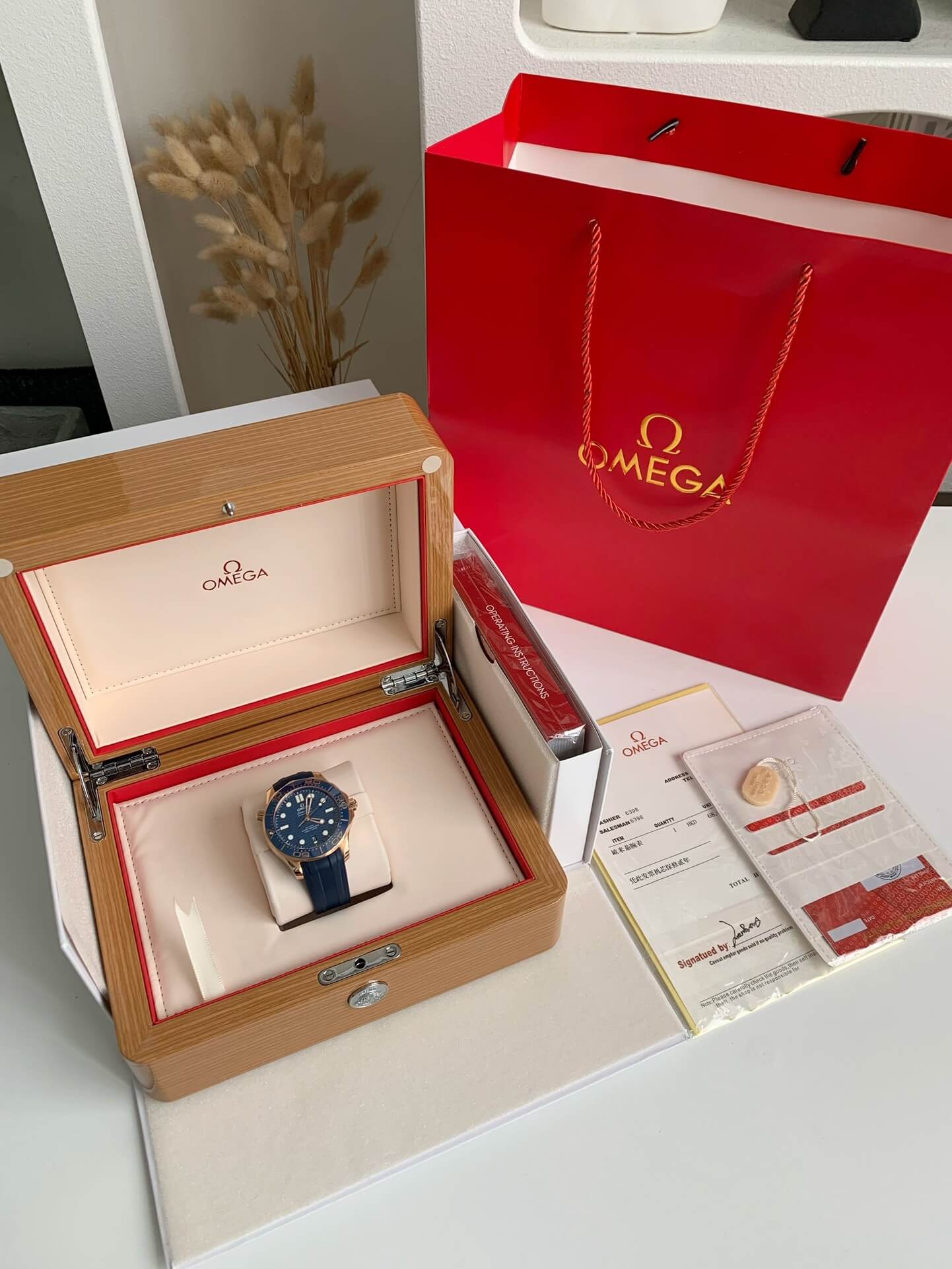 OMEGA Seamaster Diver 300M Ref. 210.62.42.20.03.001 – 18K Sedna™ Gold, Blue Dial