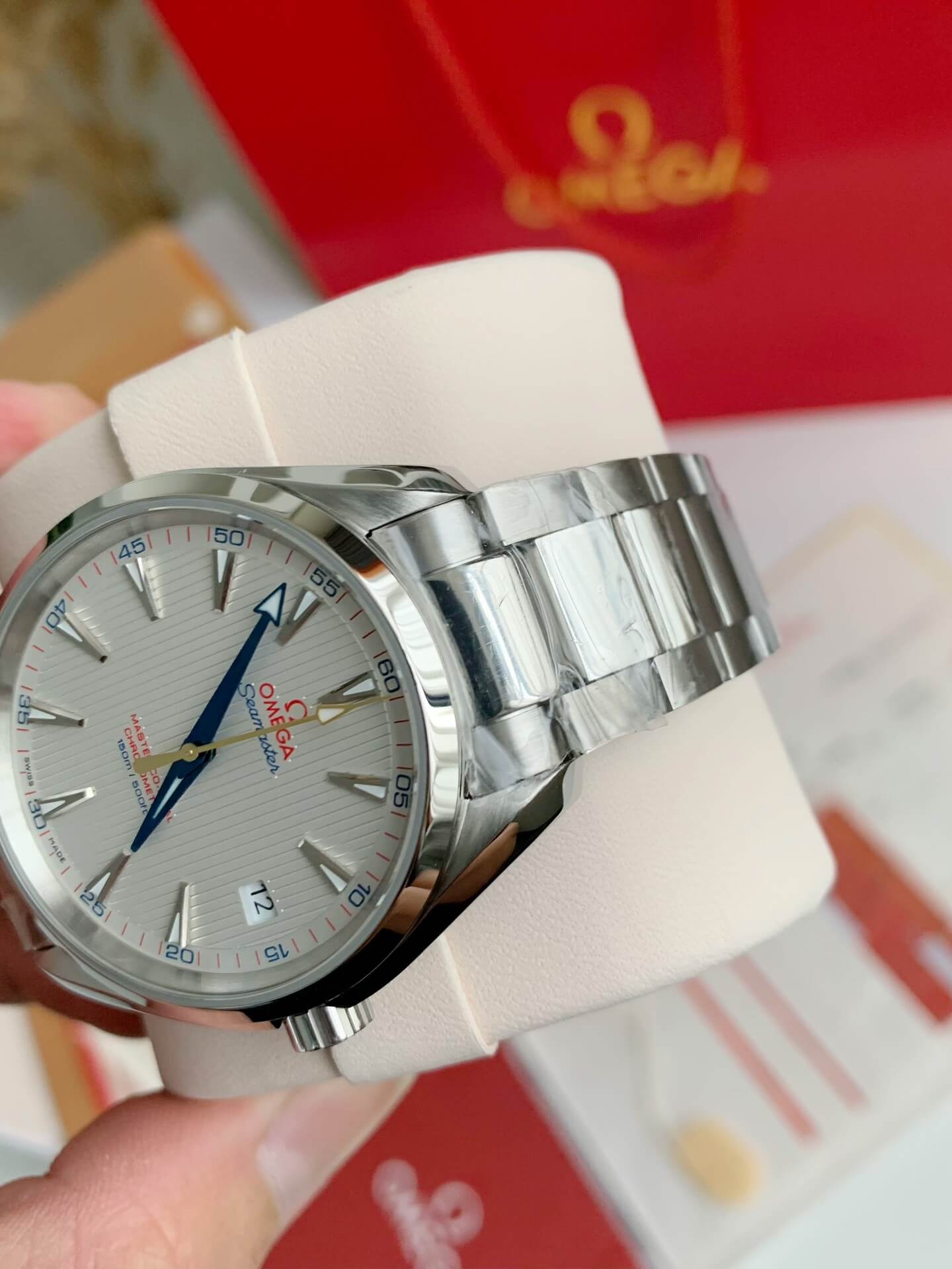 Omega Seamaster Aqua Terra 150M Co-Axial Master Chronometer 41mm Ref. 220.10.41.21.02.001 – Silver "Teak" Dial