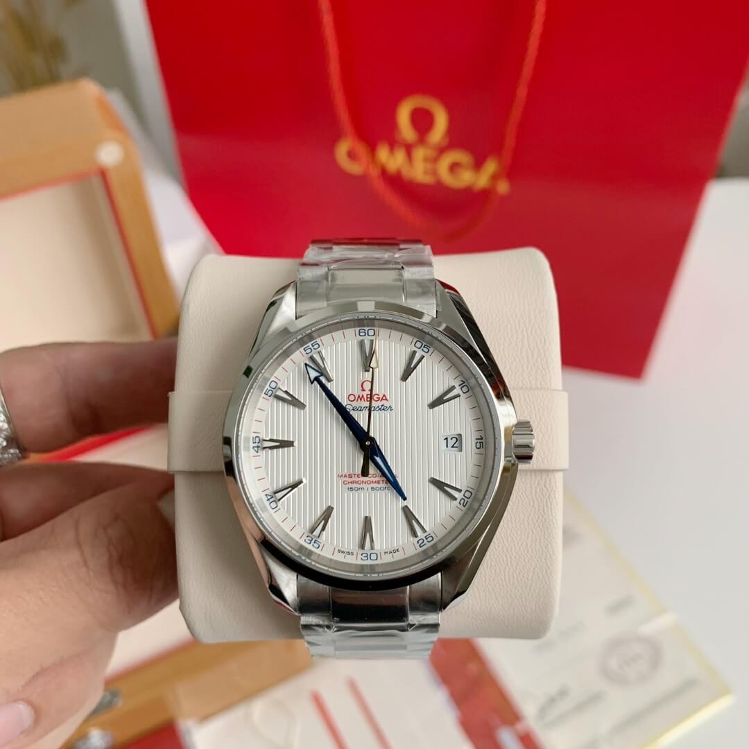 Omega Seamaster Aqua Terra 150M Co-Axial Master Chronometer 41mm Ref. 220.10.41.21.02.001 – Silver "Teak" Dial