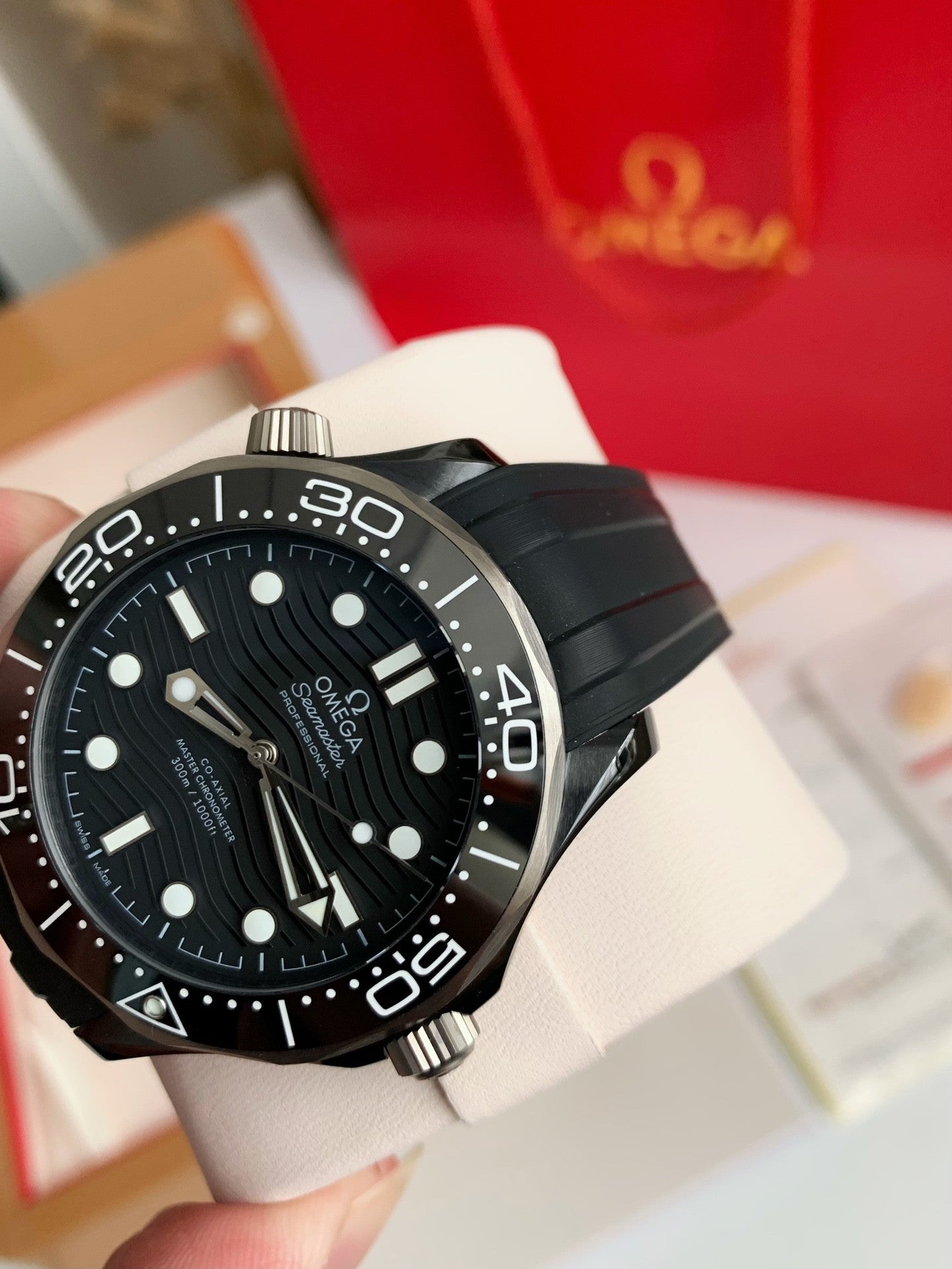 Omega Seamaster Diver 300M Co-Axial Master Chronometer 43.5mm Ref. 210.92.44.20.01.003 – Black Ceramic