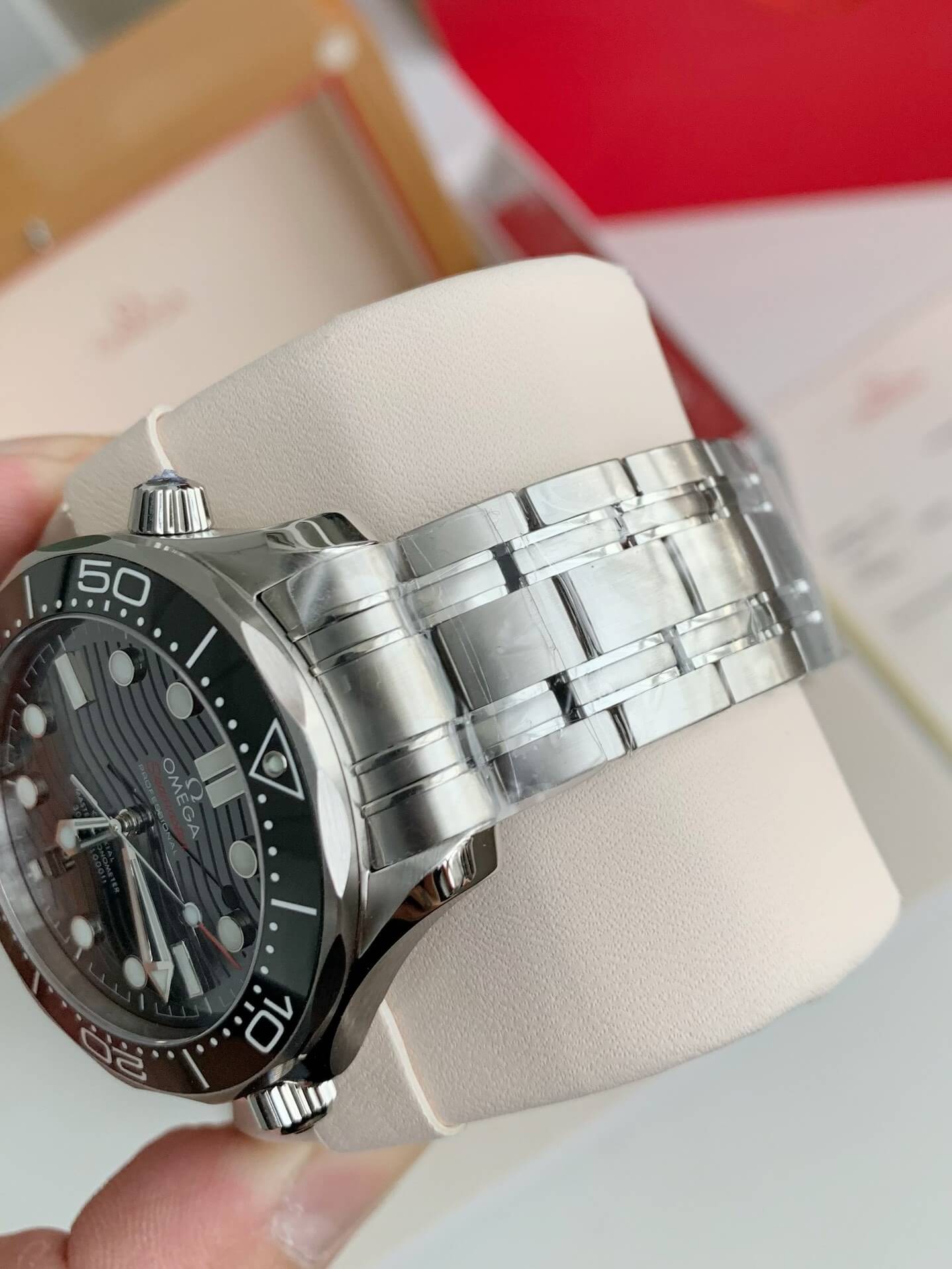 Omega Seamaster Diver 300M Co-Axial Master Chronometer Ref. 210.30.42.20.01.001 – Black Dial