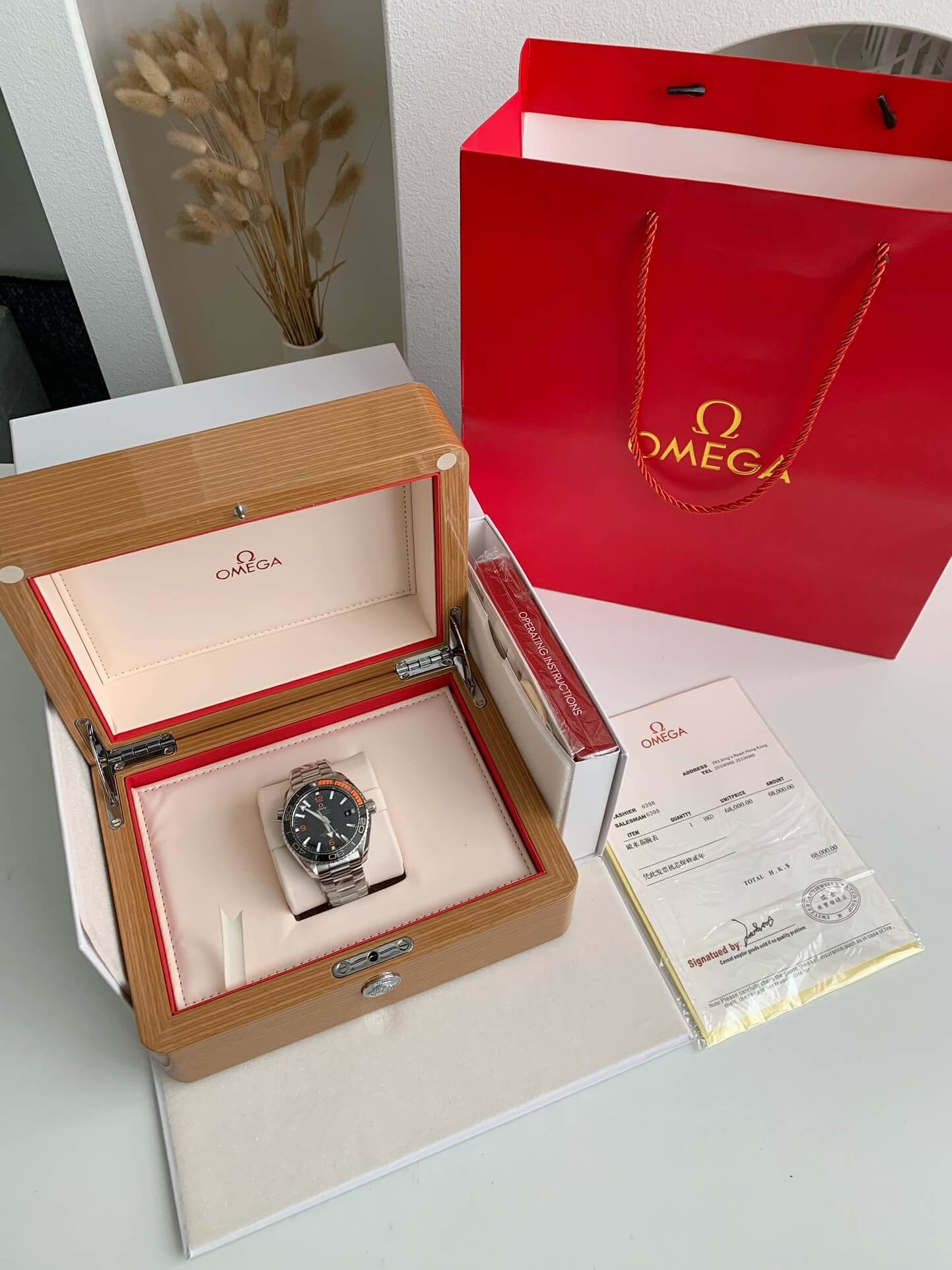 Omega Seamaster Planet Ocean 600M Ref. 215.30.44.21.01.002 – Steel, Black Dial & Orange Accents
