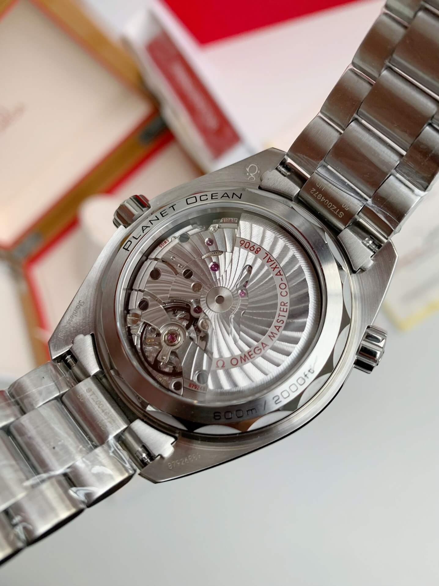 Omega Seamaster Planet Ocean 600M GMT Ref. 215.30.44.22.01.001 – Black & White Ceramic Bezel