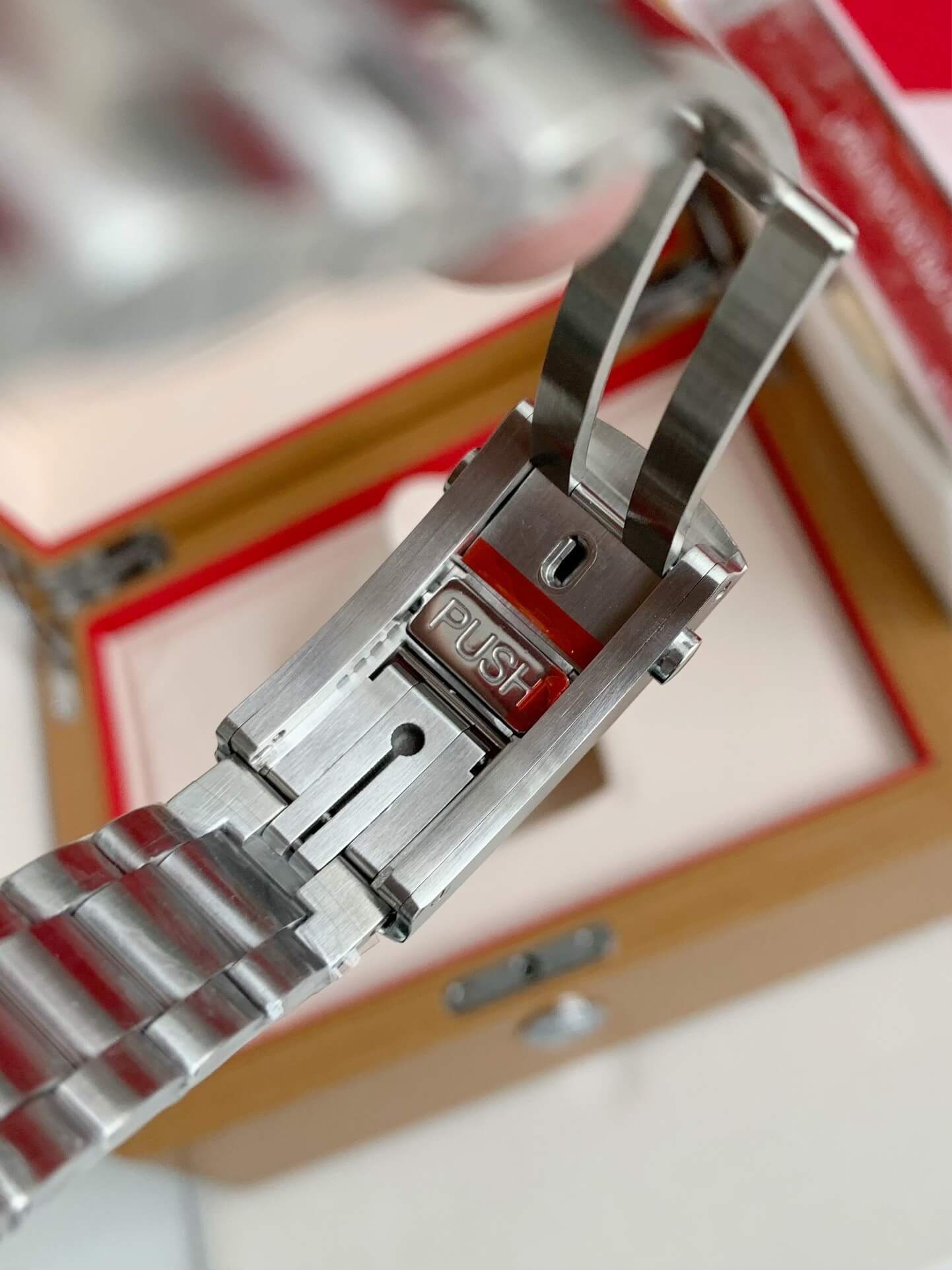 Omega Seamaster Planet Ocean 600M GMT Ref. 215.30.44.22.01.001 – Black & White Ceramic Bezel