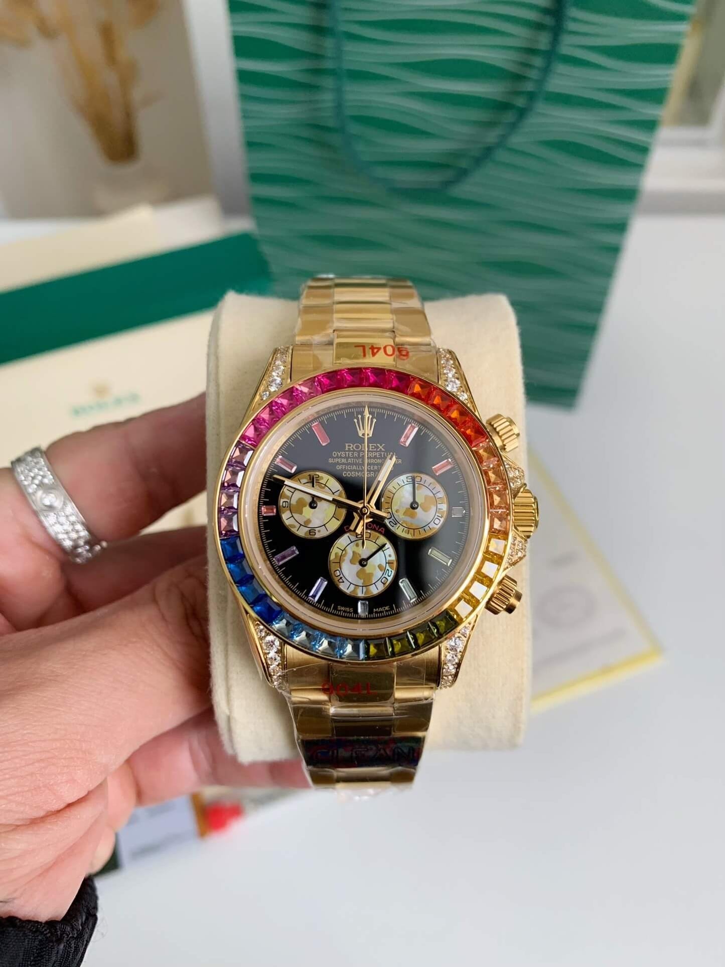 Rolex Cosmograph Daytona "Rainbow" Ref. 116598RBOW – 18ct Yellow Gold, Diamond-Set Lugs