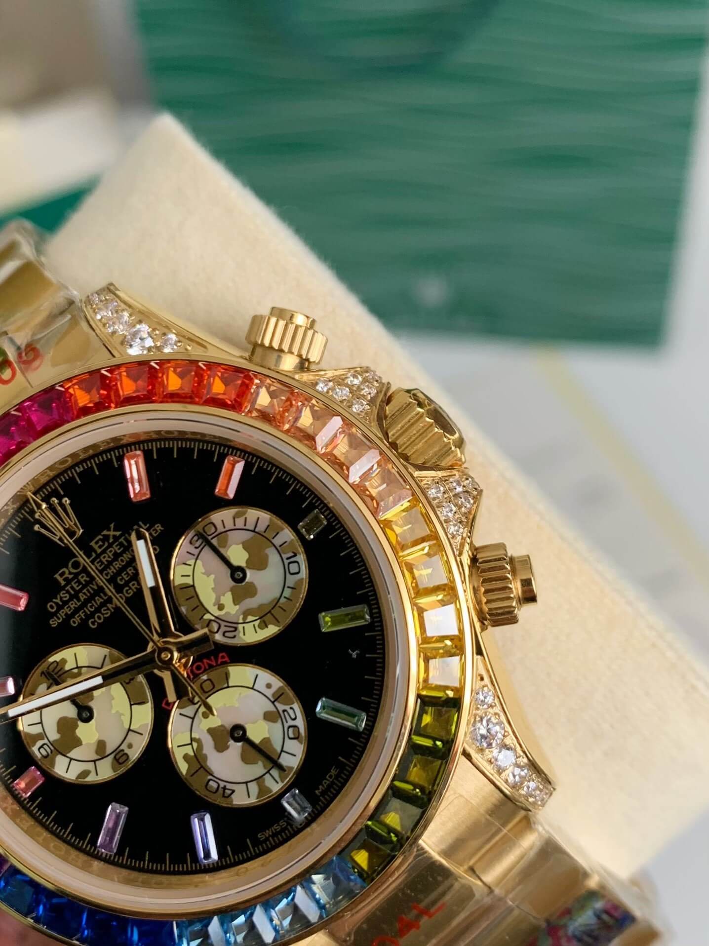 Rolex Cosmograph Daytona "Rainbow" Ref. 116598RBOW – 18ct Yellow Gold, Diamond-Set Lugs