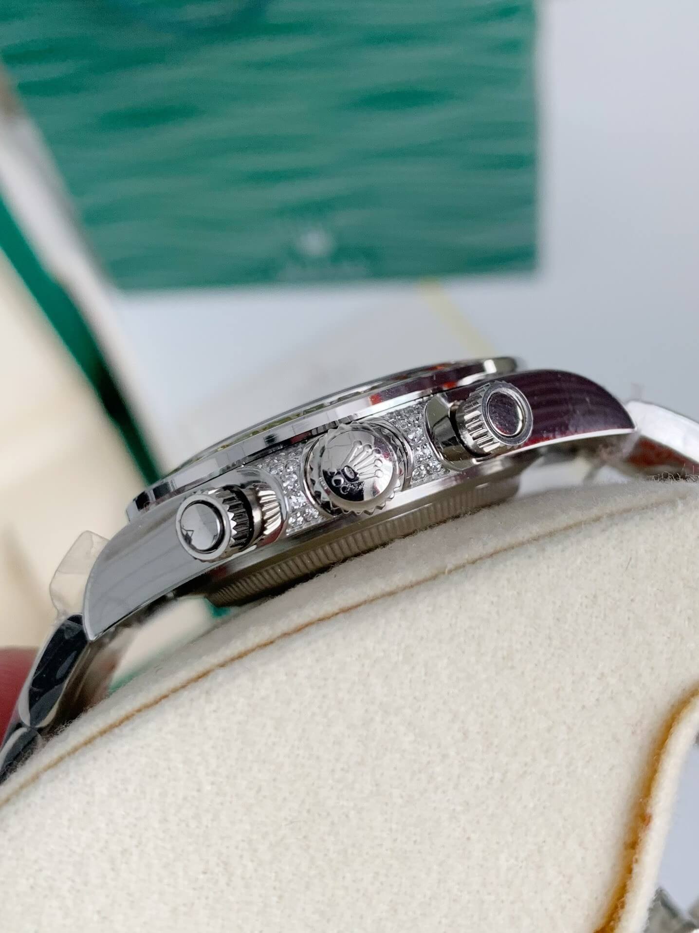 Rolex Cosmograph Daytona “Rainbow” Ref. 116599RBOW – White Gold, Baguette Sapphire Bezel