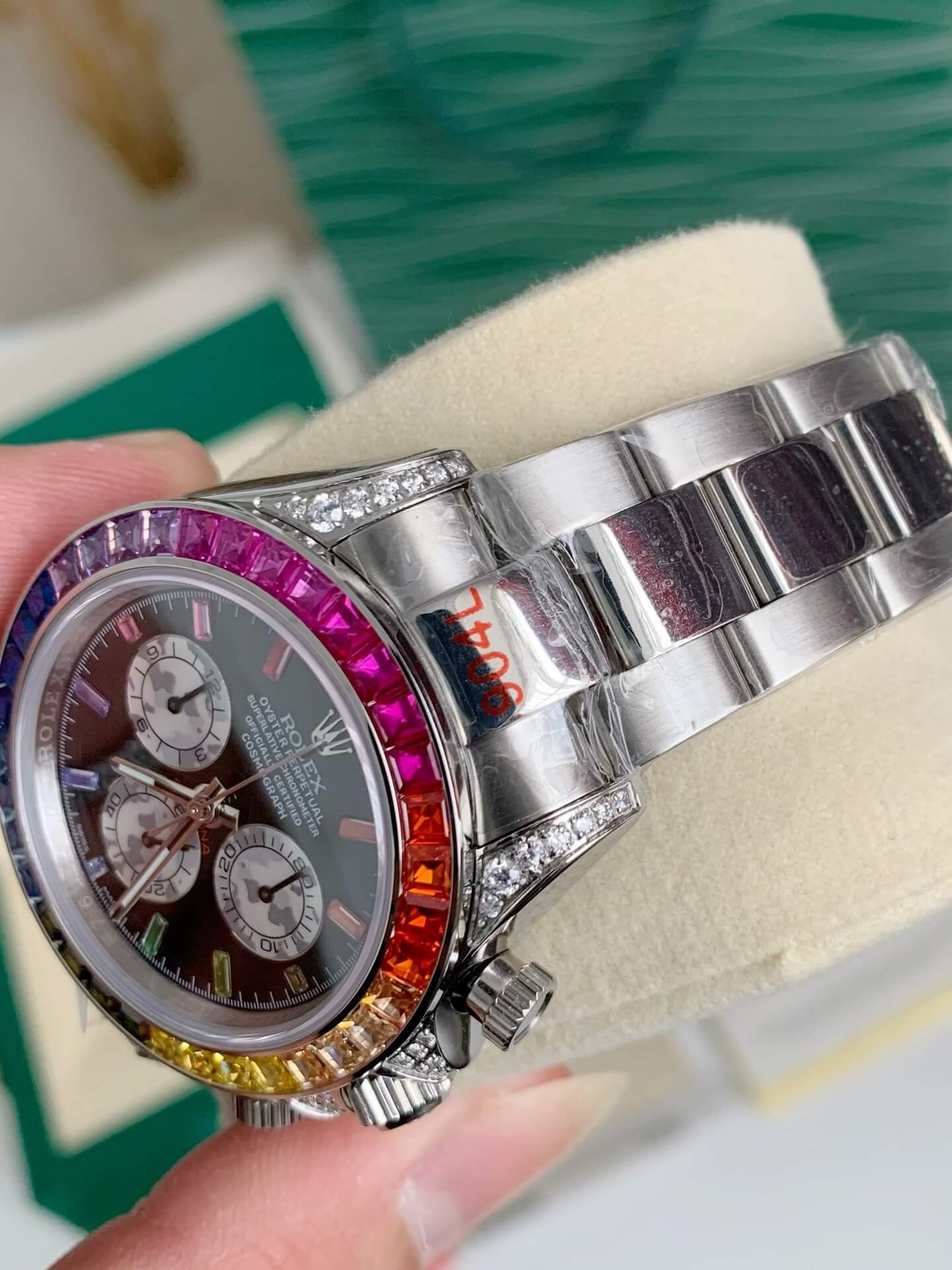 Rolex Cosmograph Daytona “Rainbow” Ref. 116599RBOW – White Gold, Baguette Sapphire Bezel