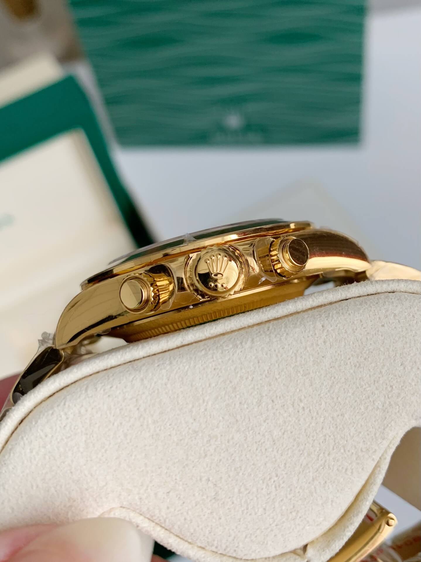 Rolex Cosmograph Daytona Ref. 116508 – 18ct Yellow Gold, Green Dial