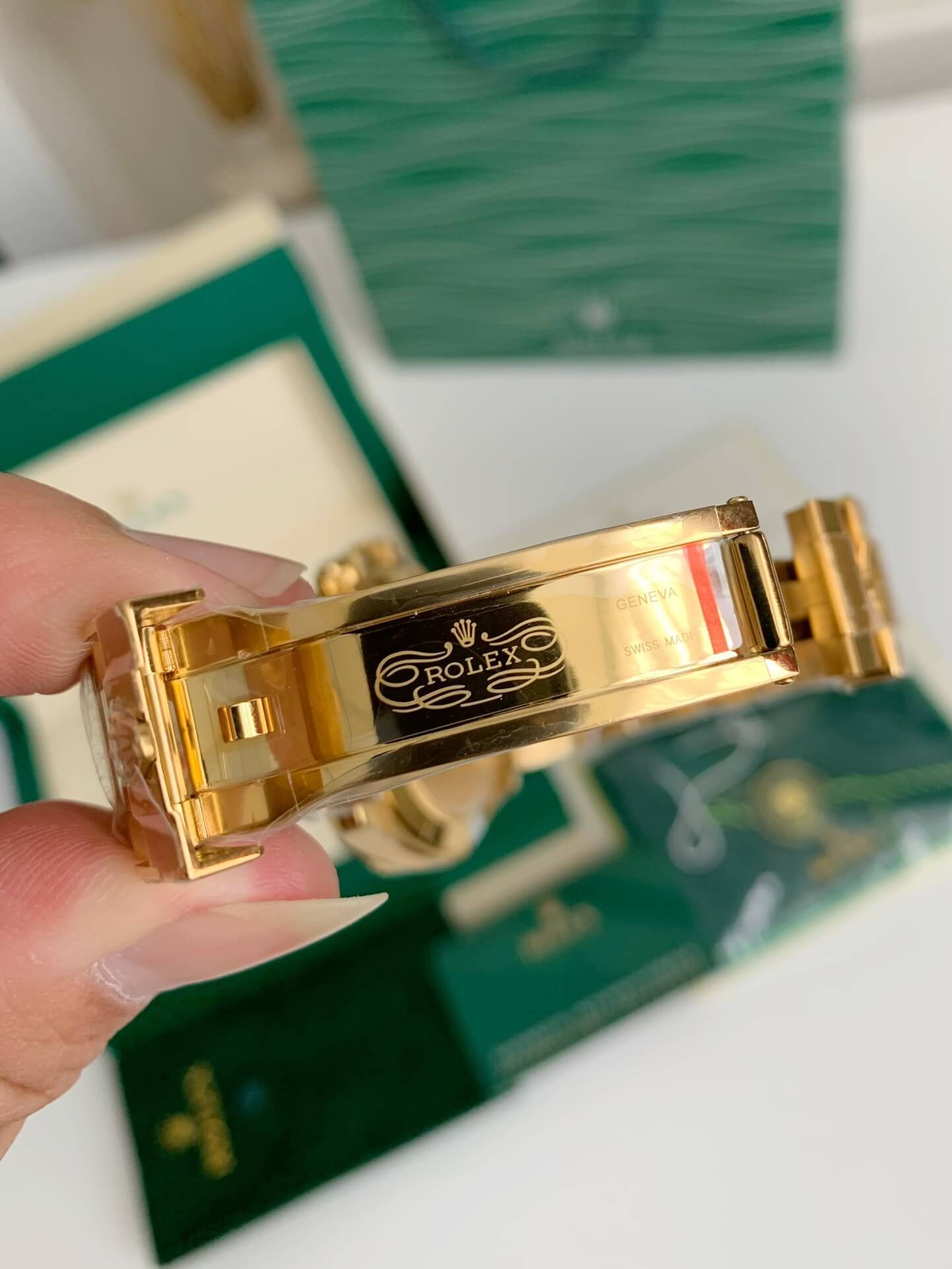 Rolex Cosmograph Daytona Ref. 116508 – 18ct Yellow Gold, Green Dial