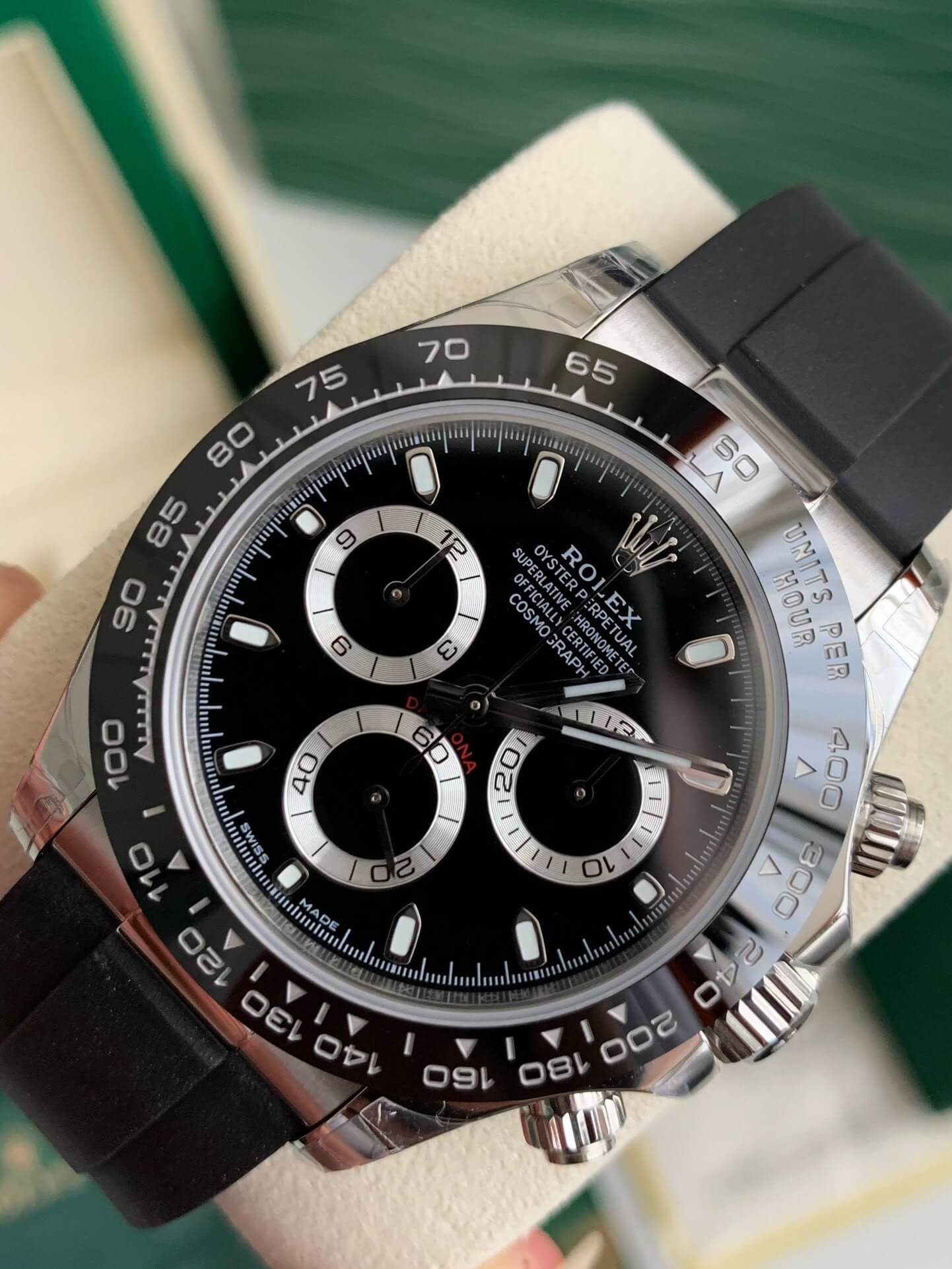 Rolex Cosmograph Daytona Ref. 116519LN – 18ct White Gold, Oysterflex, Black Dial