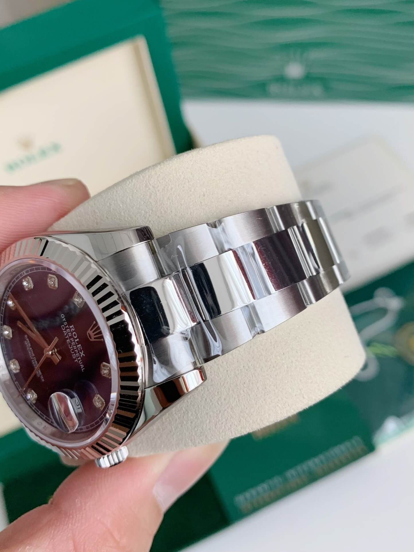 Rolex Datejust 41 Ref. 126334 – Blue Diamond Dial, Fluted Bezel & Oyster Bracelet