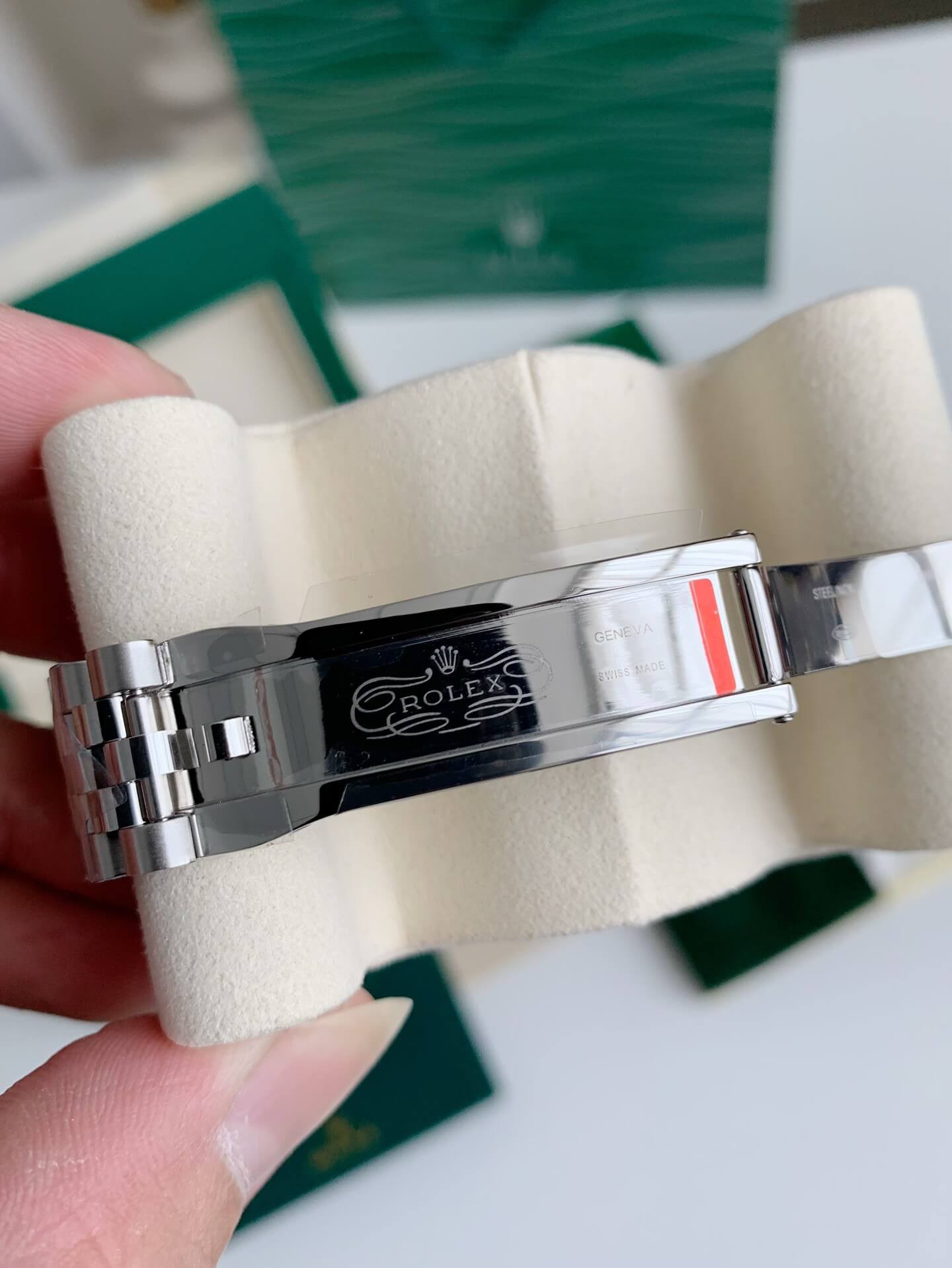 Rolex Datejust 41 Ref. 126334 – Oystersteel and White Gold, Silver Dial, Jubilee Bracelet